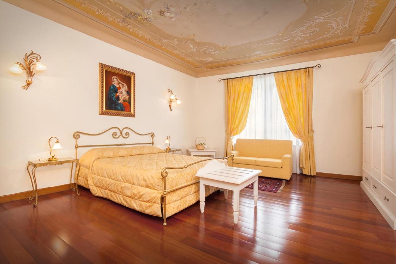 Villa Brignoli Rivalta di Brentino ภายนอก รูปภาพ