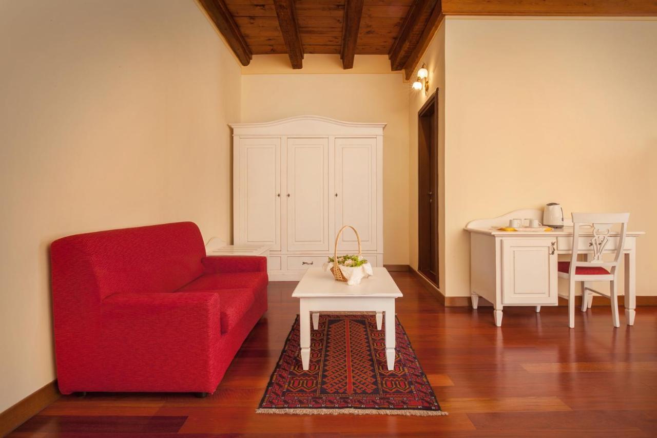 Villa Brignoli Rivalta di Brentino ภายนอก รูปภาพ