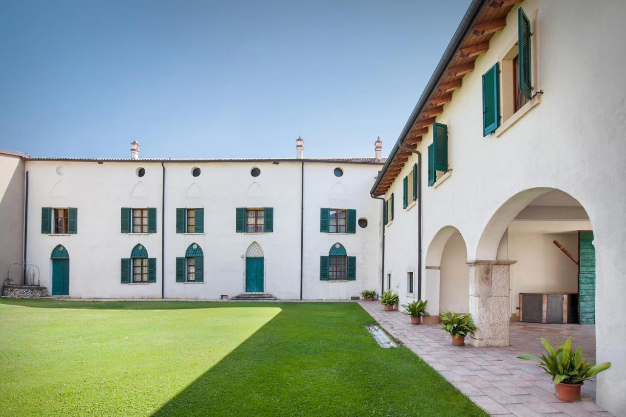 Villa Brignoli Rivalta di Brentino ภายนอก รูปภาพ