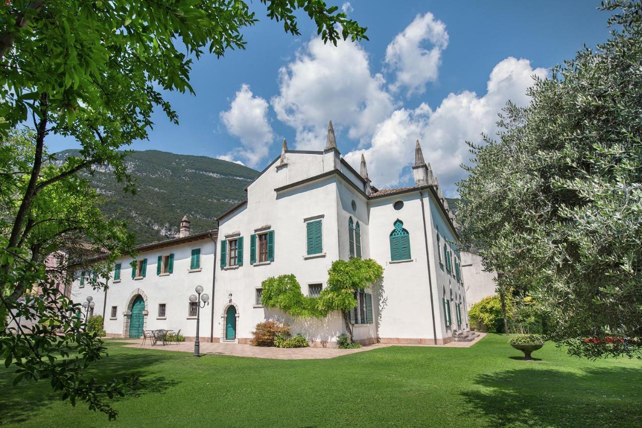 Villa Brignoli Rivalta di Brentino ภายนอก รูปภาพ